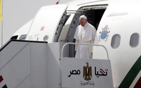Papież Franciszek broni Koptów i apeluje do muzułmanów o sprzeciw wobec przemocy