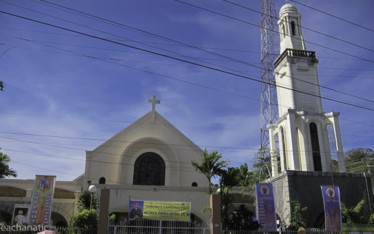 Filipiny: pokojowy i tolerancyjny wybuch w Katedrze w czasie Mszy