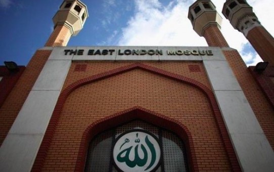 Seksualna islamizacja Wielkiej Brytanii - około miliona ofiar