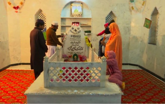 Pakistan: grobowiec terrorysty miejscem pielgrzymek muzułmanów