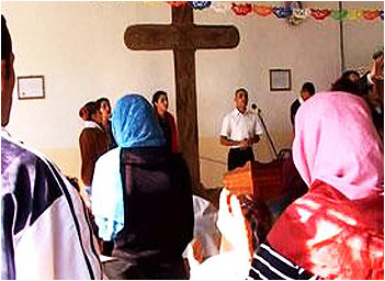 Kościoły zamykane, chrześcijanie prześladowani w Algierii